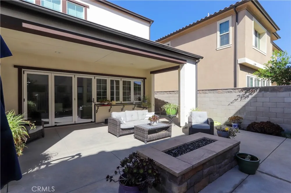 1090 Viejo Hills Drive Lake Forest, CA 92610
