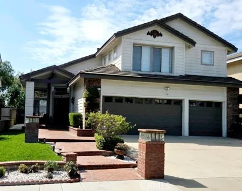 2395 Valley View
