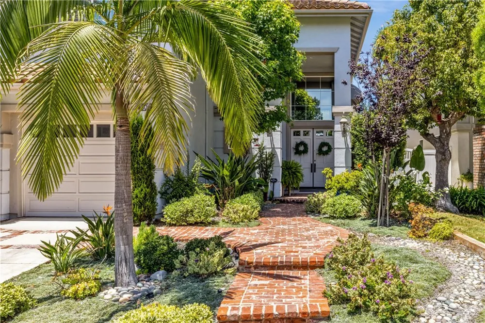 805 Futura San Clemente, CA 92672