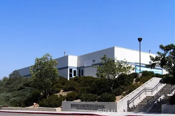 805 Futura San Clemente, CA 92672