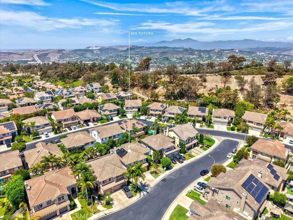 805 Futura San Clemente, CA 92672