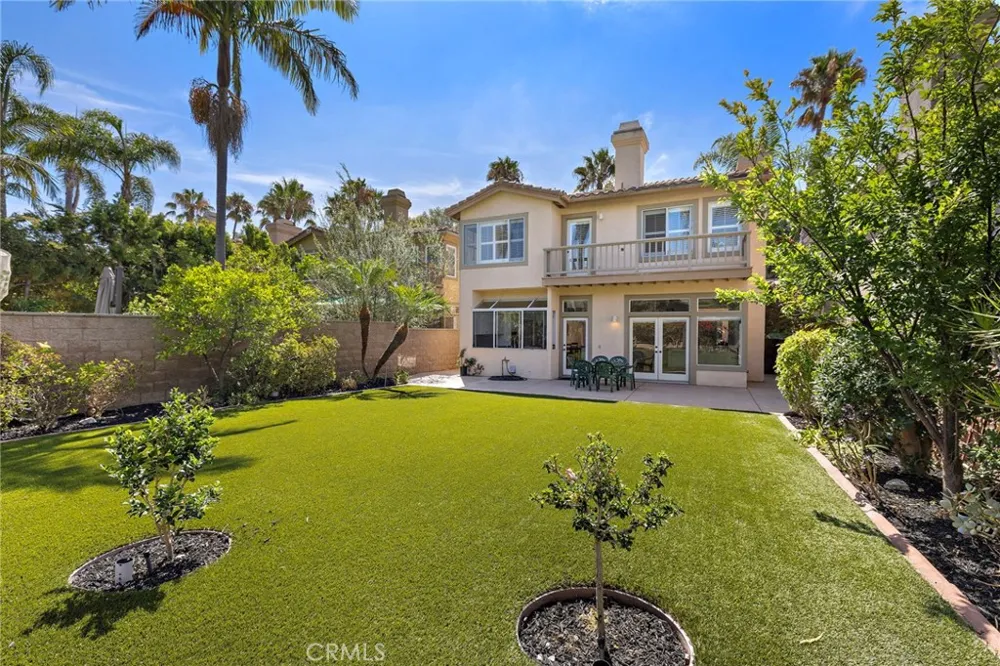 1012 Las Posas San Clemente, CA 92673