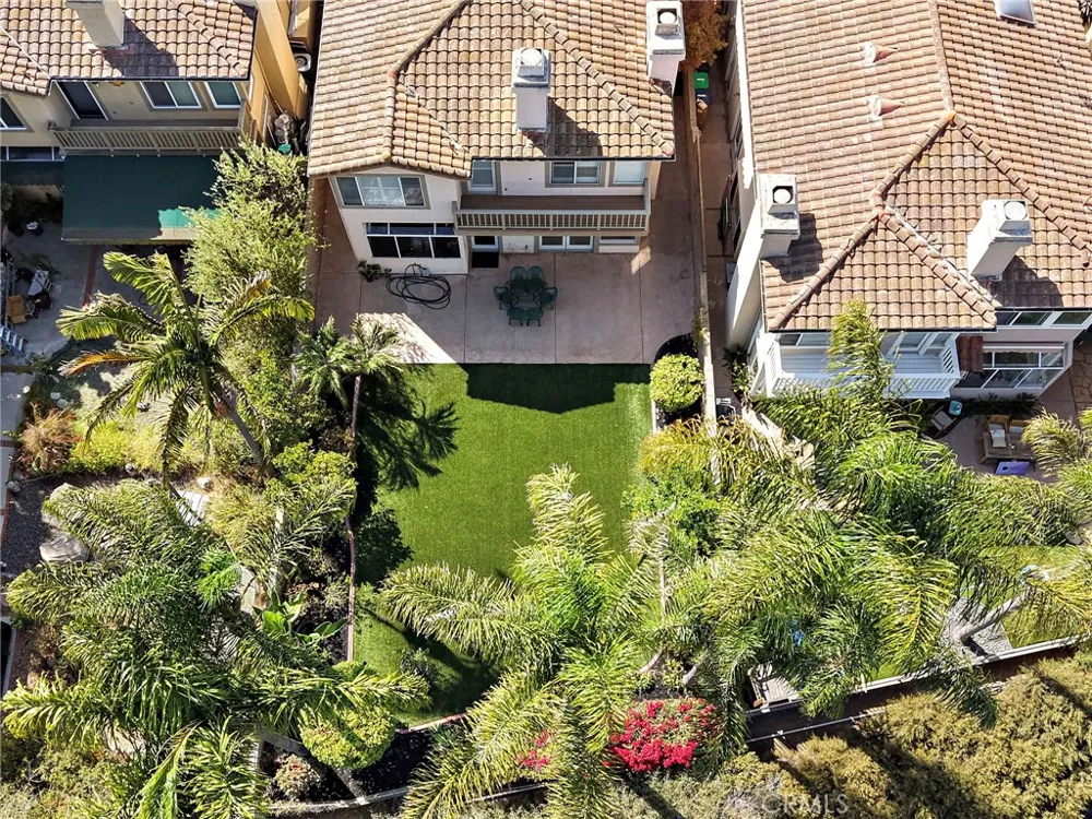 1012 Las Posas San Clemente, CA 92673