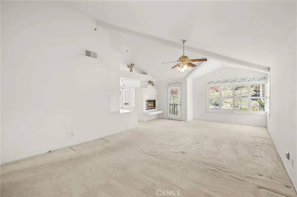 1012 Las Posas San Clemente, CA 92673