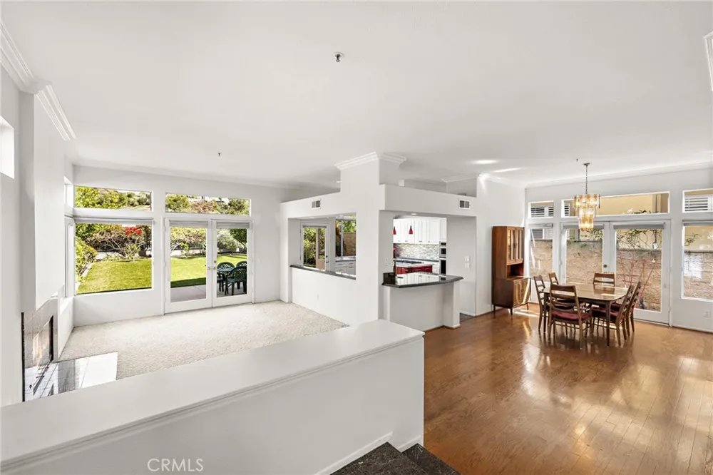 1012 Las Posas San Clemente, CA 92673