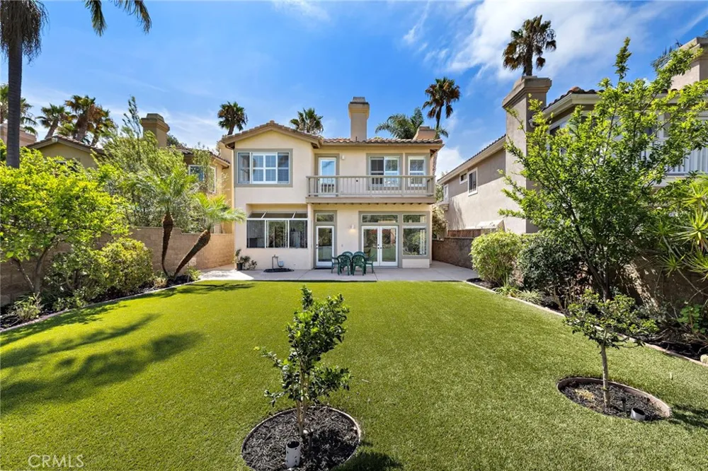 1012 Las Posas San Clemente, CA 92673
