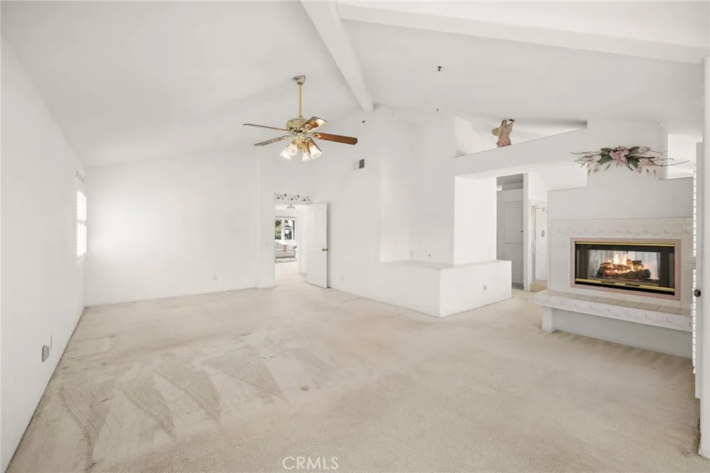 1012 Las Posas San Clemente, CA 92673