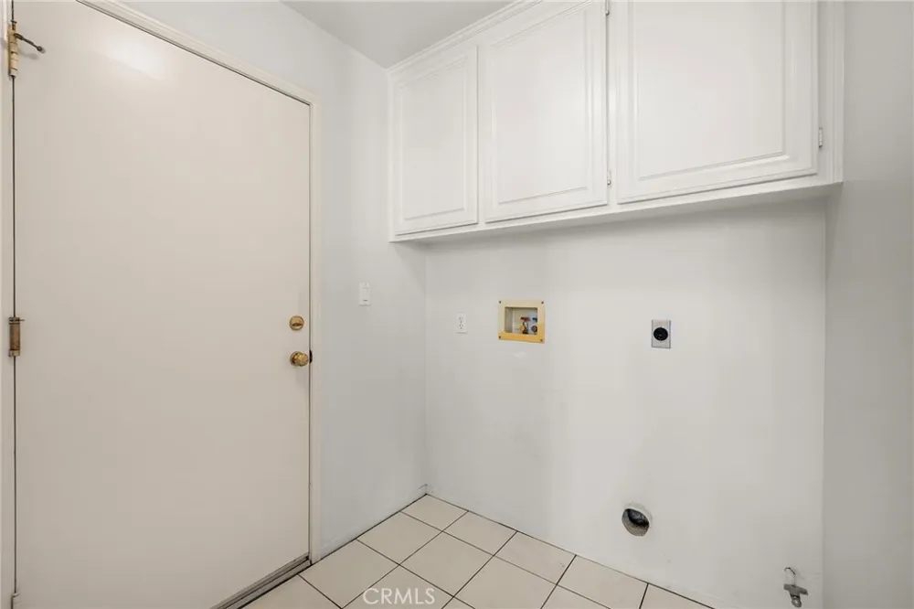 1012 Las Posas San Clemente, CA 92673
