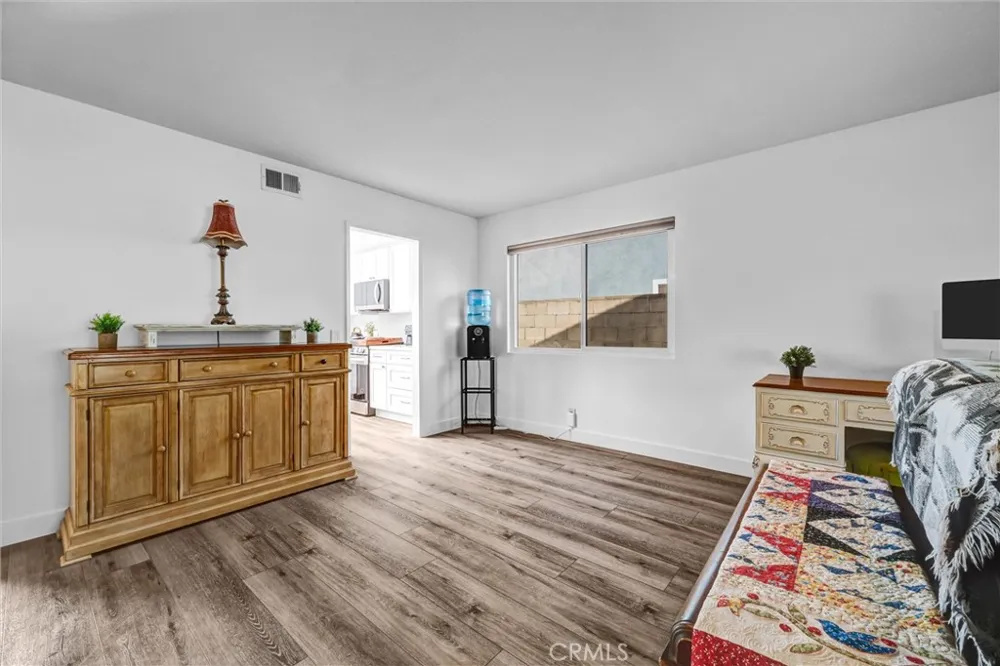 14442 Pinebrook Tustin, CA 92780