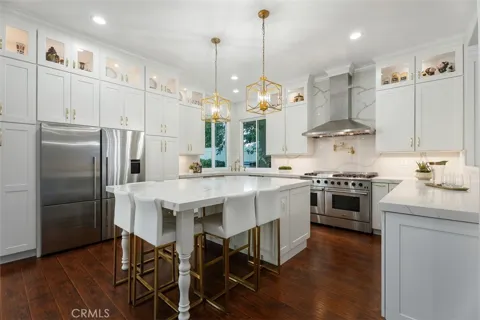 6 Coffeeberry Court