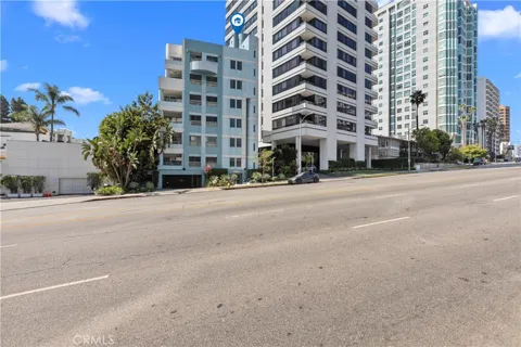 10336 Wilshire #703
