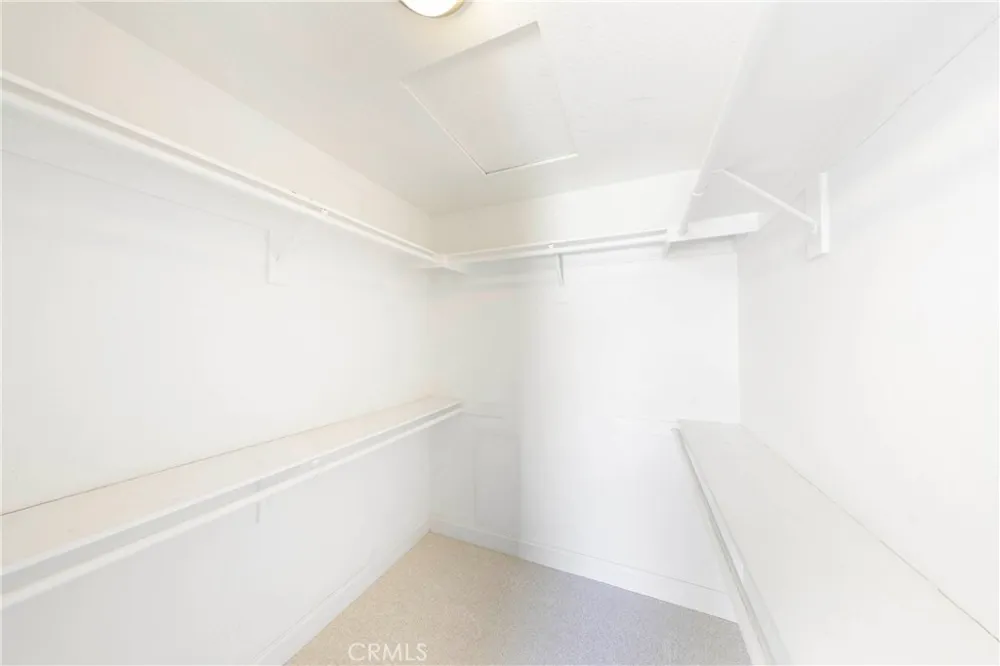 19431 Rue De Valore #59E Lake Forest, CA 92610