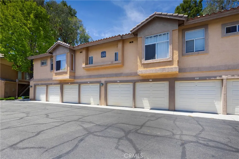 19431 Rue De Valore #59E Lake Forest, CA 92610