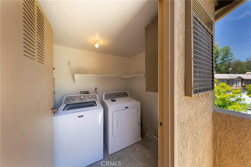 19431 Rue De Valore #59E Lake Forest, CA 92610