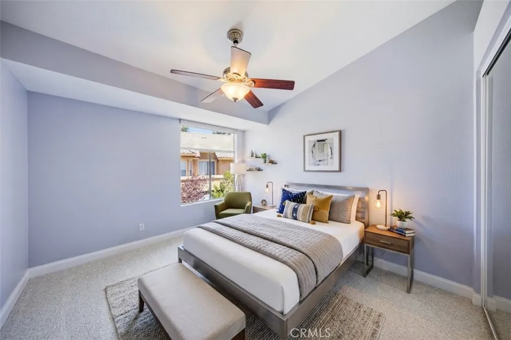 19431 Rue De Valore #59E Lake Forest, CA 92610