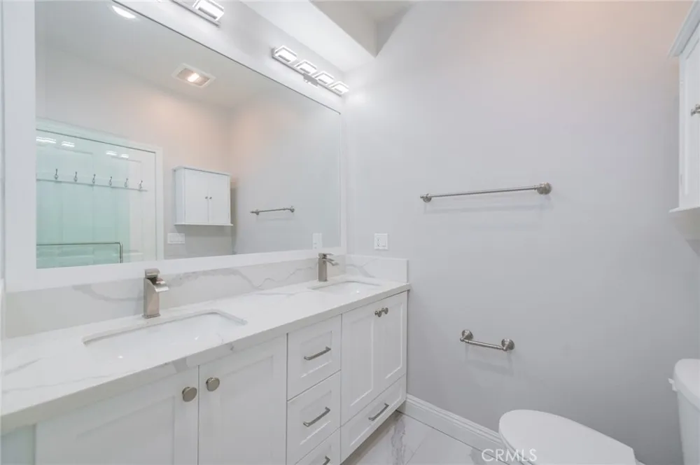 3501 Tilden Avenue #8 Los Angeles, CA 90034
