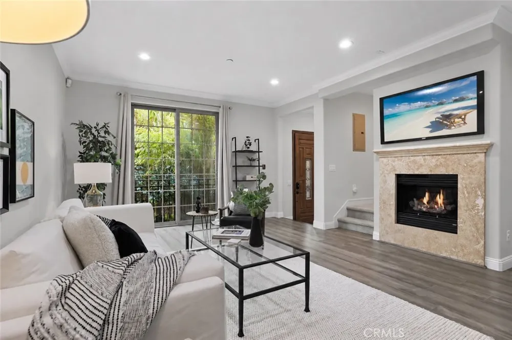 3501 Tilden Avenue #8 Los Angeles, CA 90034