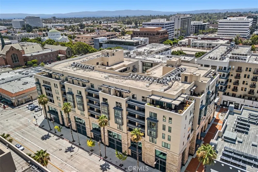 39 S Los Robles Avenue #6020 Pasadena, CA 91101