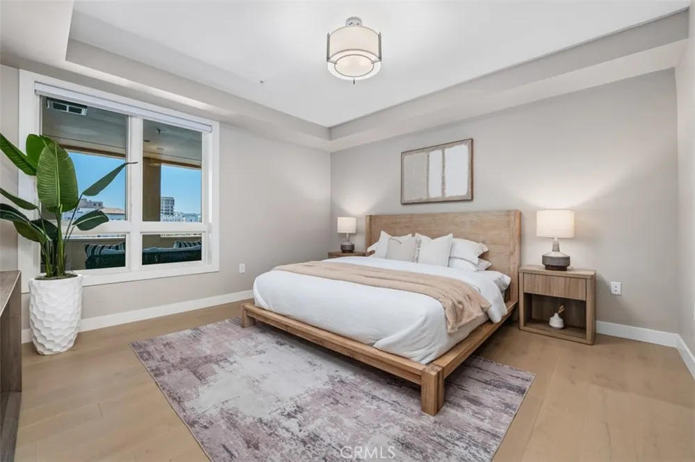 39 S Los Robles Avenue #6020 Pasadena, CA 91101