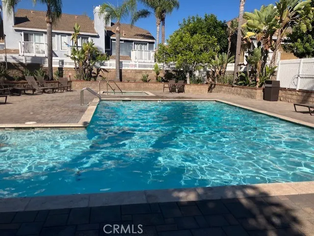 45 Briarwood Aliso Viejo, CA 92656
