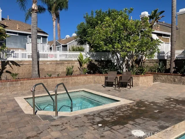 45 Briarwood Aliso Viejo, CA 92656