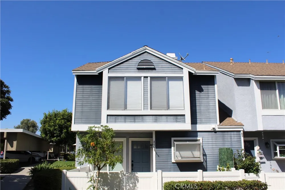 45 Briarwood Aliso Viejo, CA 92656