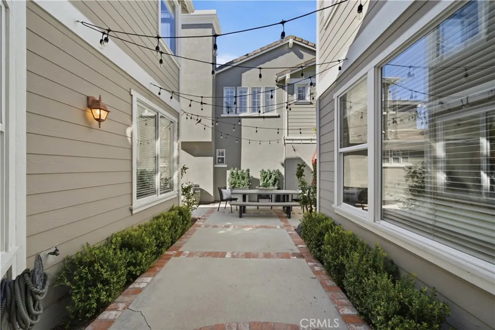 22 Clematis Ladera Ranch, CA 92694
