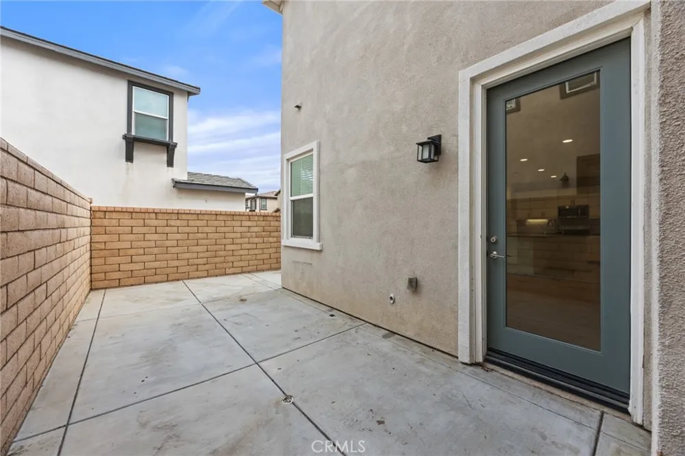 2960 E Merritt Paseo Ontario, CA 91761