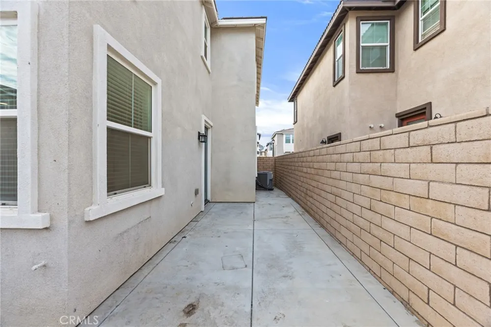 2960 E Merritt Paseo Ontario, CA 91761