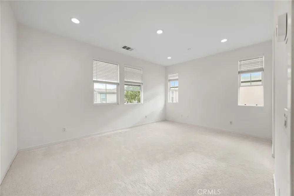 2960 E Merritt Paseo Ontario, CA 91761