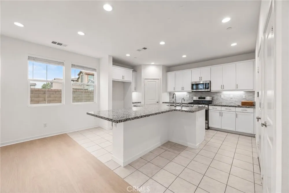 2960 E Merritt Paseo Ontario, CA 91761
