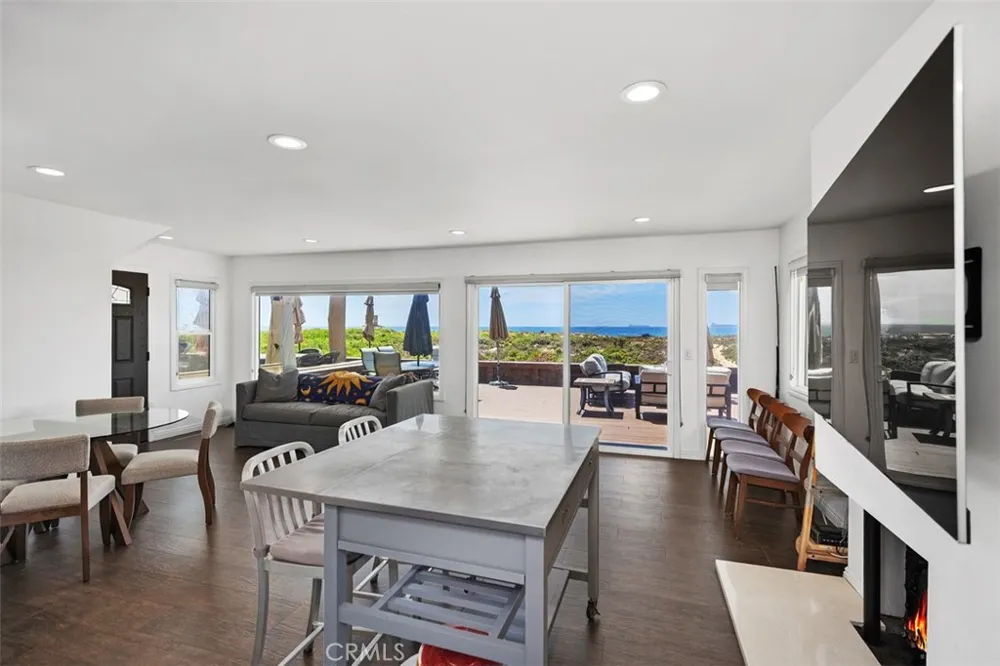 17075 S Pacific Avenue Sunset Beach, CA 90742