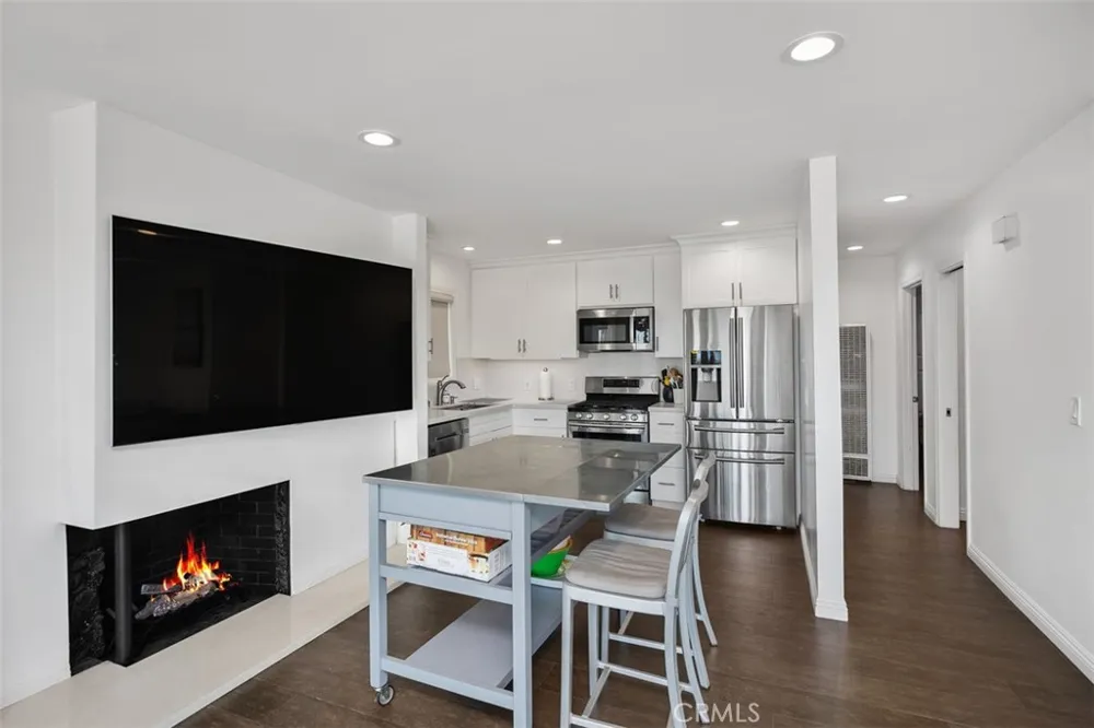 17075 S Pacific Avenue Sunset Beach, CA 90742