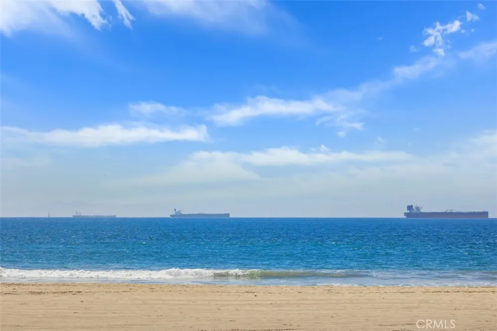 17075 S Pacific Avenue Sunset Beach, CA 90742