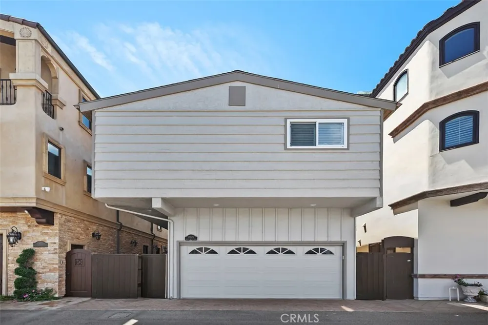 17075 S Pacific Avenue Sunset Beach, CA 90742