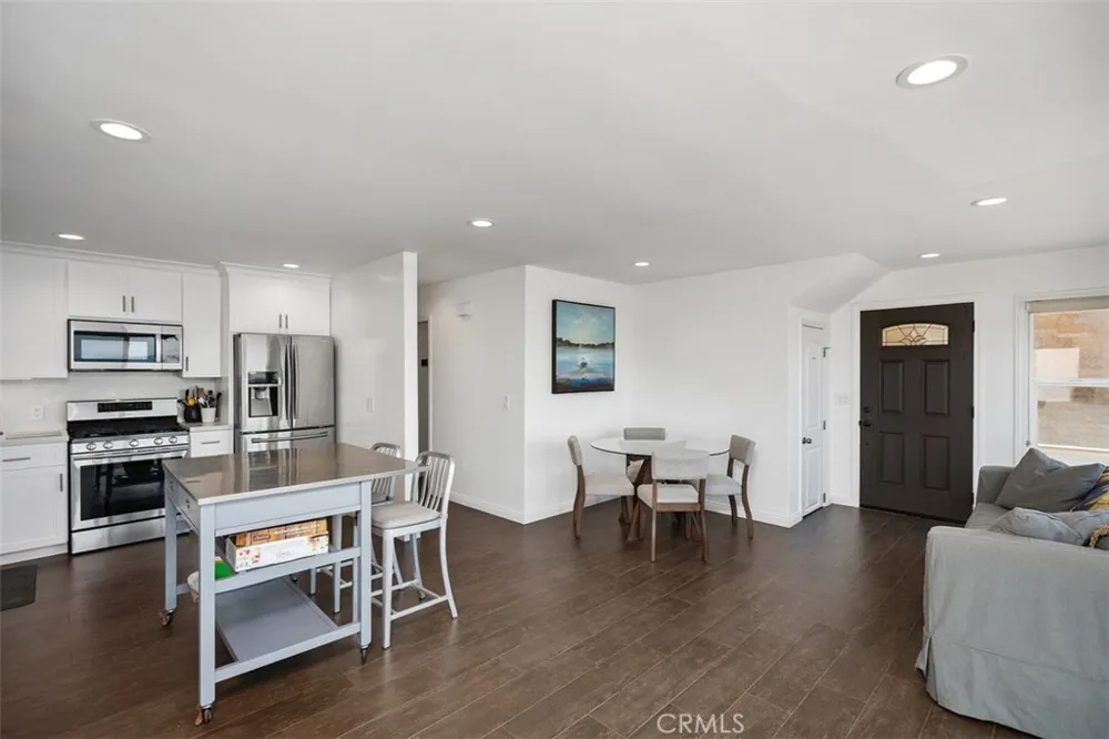 17075 S Pacific Avenue Sunset Beach, CA 90742