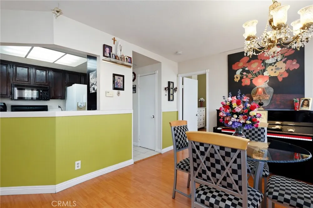24441 Hillsdale Avenue #116 Laguna Hills, CA 92653