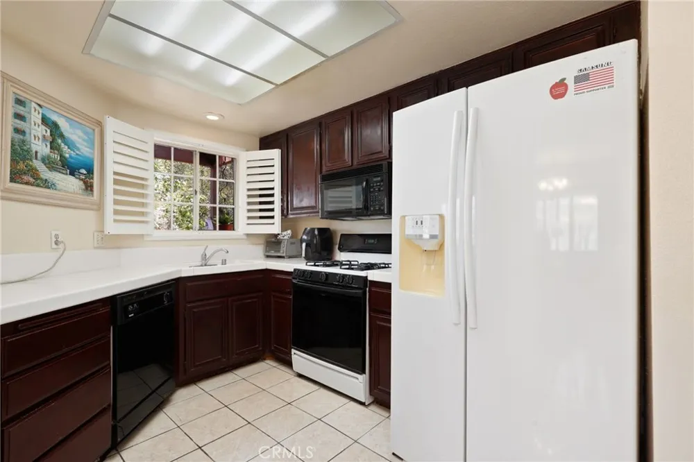 24441 Hillsdale Avenue #116 Laguna Hills, CA 92653