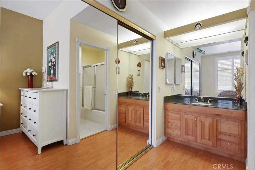 24441 Hillsdale Avenue #116 Laguna Hills, CA 92653