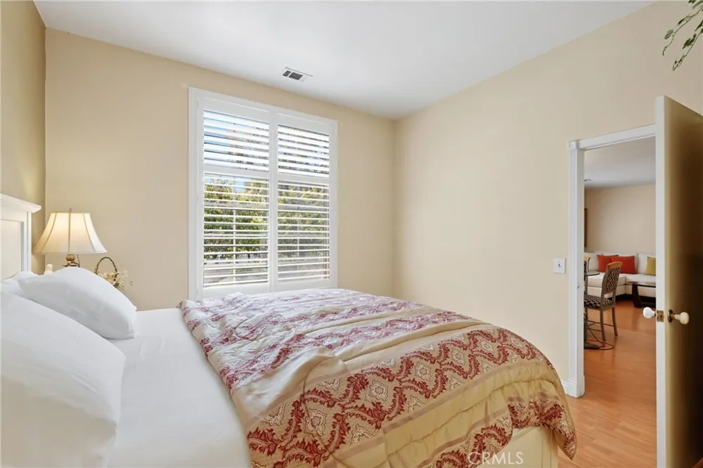 24441 Hillsdale Avenue #116 Laguna Hills, CA 92653