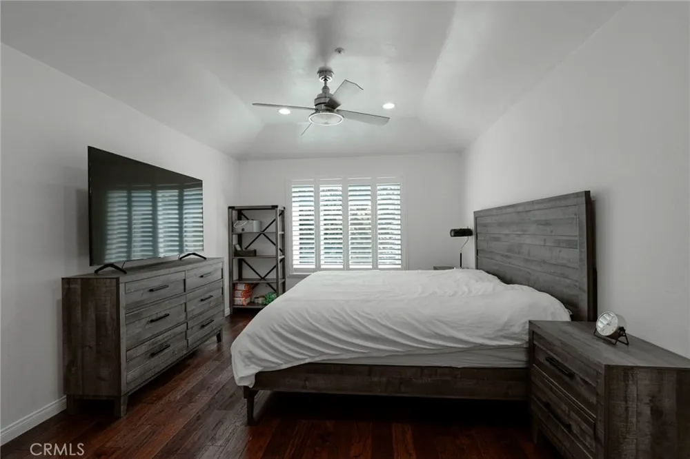 543 Victoria #M Costa Mesa, CA 92627
