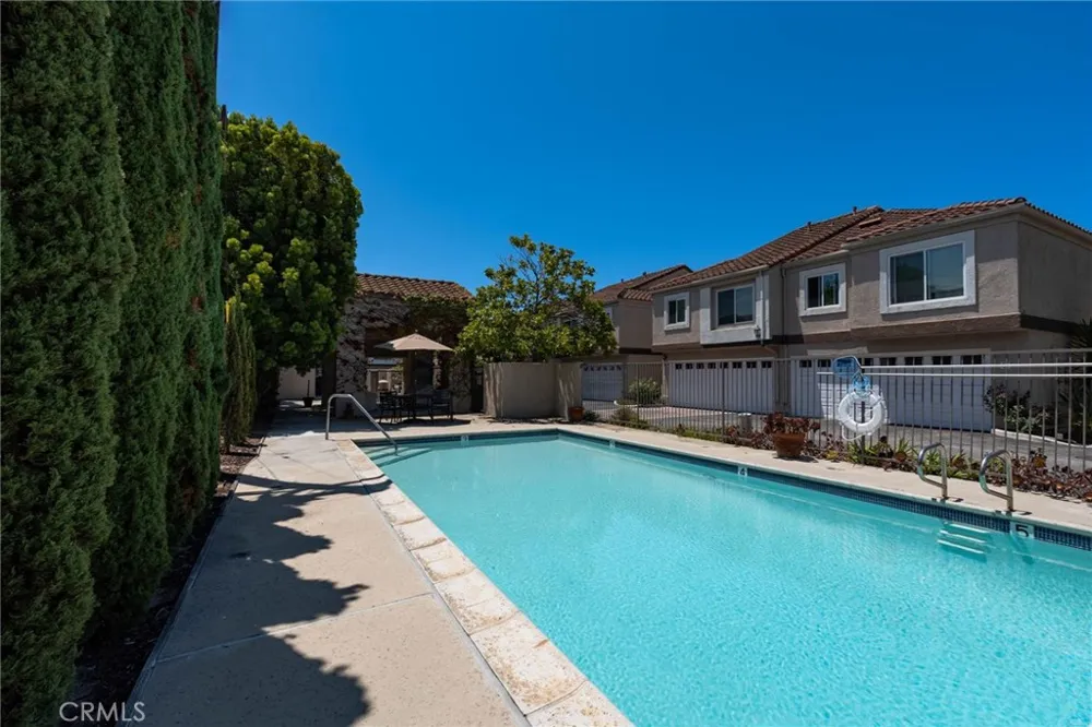 543 Victoria #M Costa Mesa, CA 92627