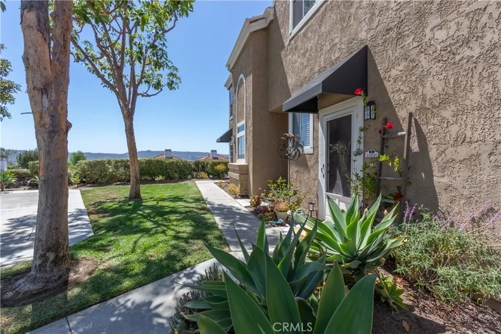 25051 Calle Playa C Laguna Niguel, CA 92677