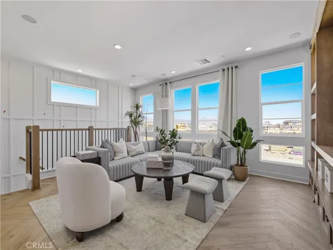 2378 Liv Way