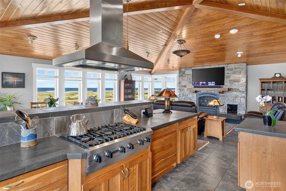 26811 J LANE Ocean Park, WA 98640