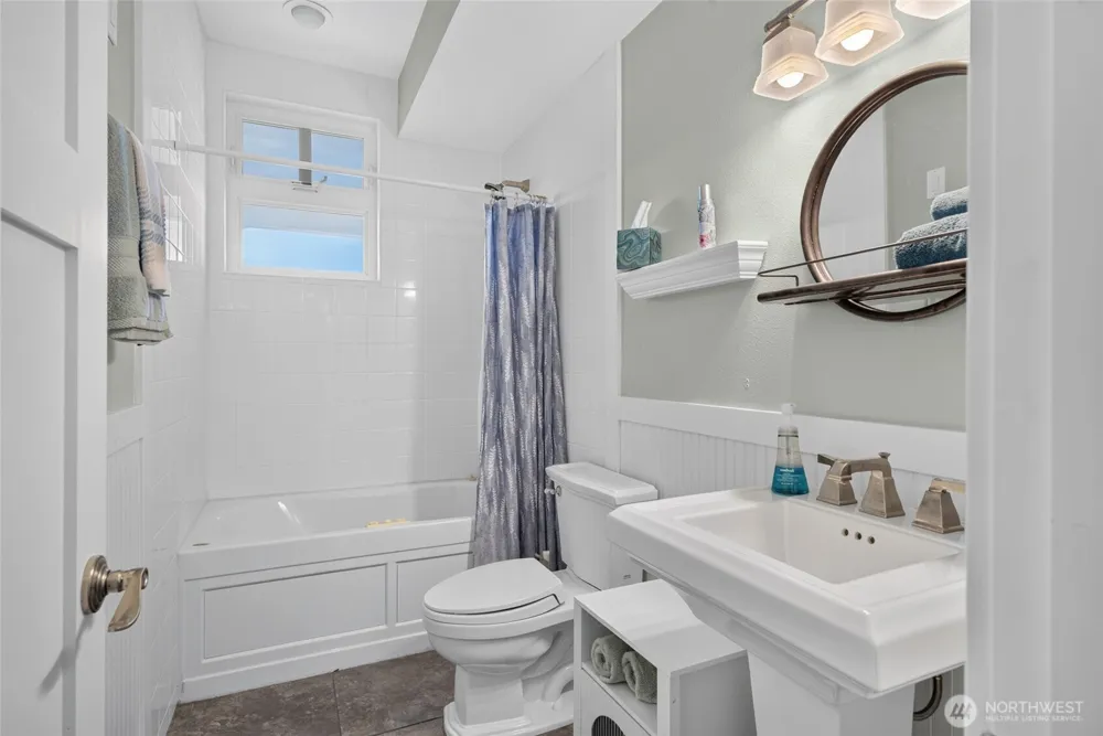 26811 J LANE Ocean Park, WA 98640