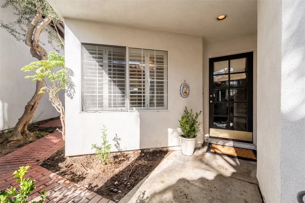 106 Del Gado Road San Clemente, CA 92672