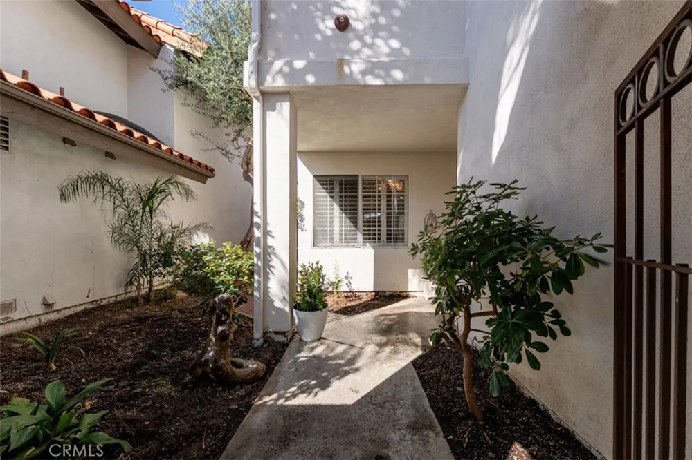 106 Del Gado Road San Clemente, CA 92672