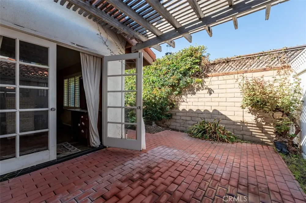 106 Del Gado Road San Clemente, CA 92672