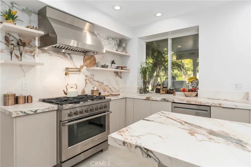 42332 Camino Merano Temecula, CA 92592